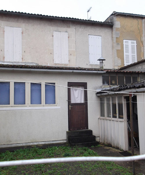 Rénovation et extension de maison à Pont-l'Abbé-d'Arnoult (17)